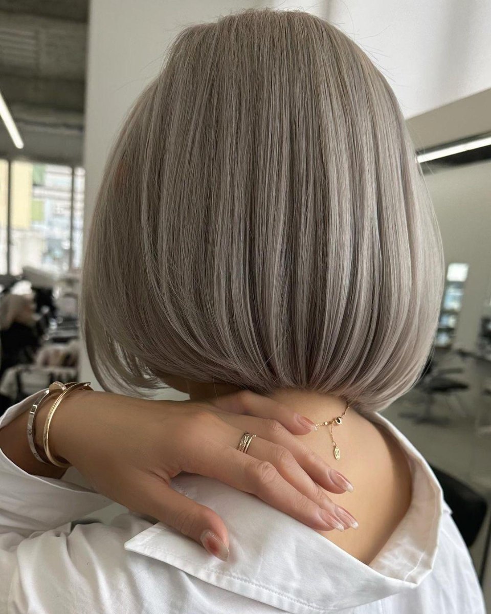 Aschblond bobkapsel
