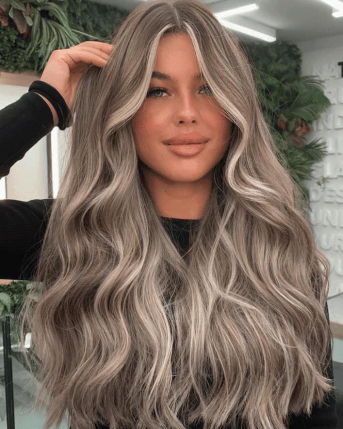 Aschblond haar warme huidtint