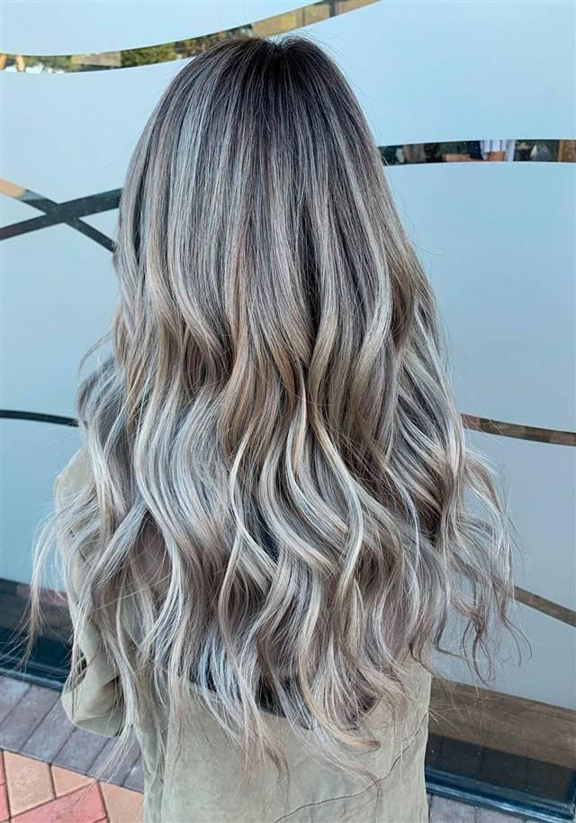 Aschblonde highlights en lowlights