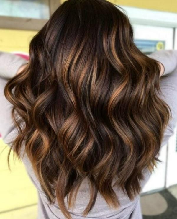 Bruin haar caramel highlights