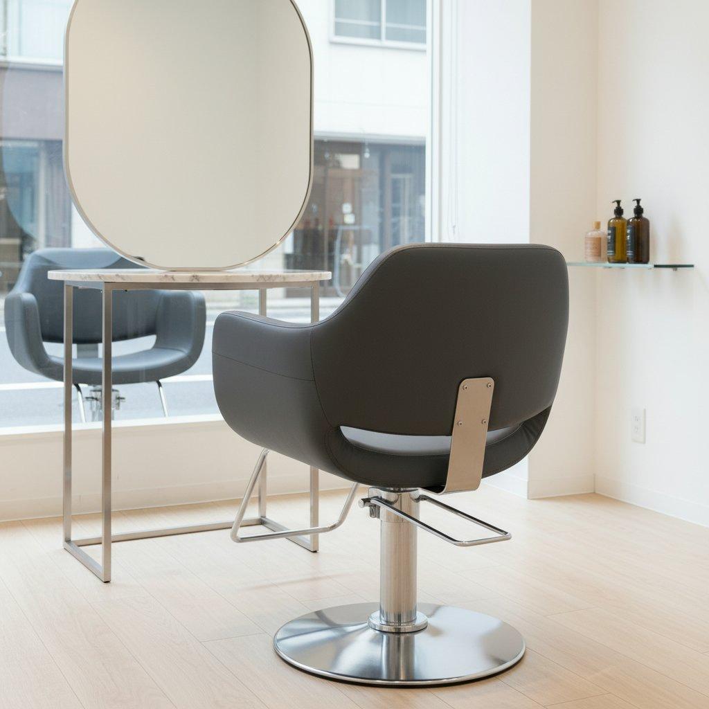 Compacte kappersstoel thuis