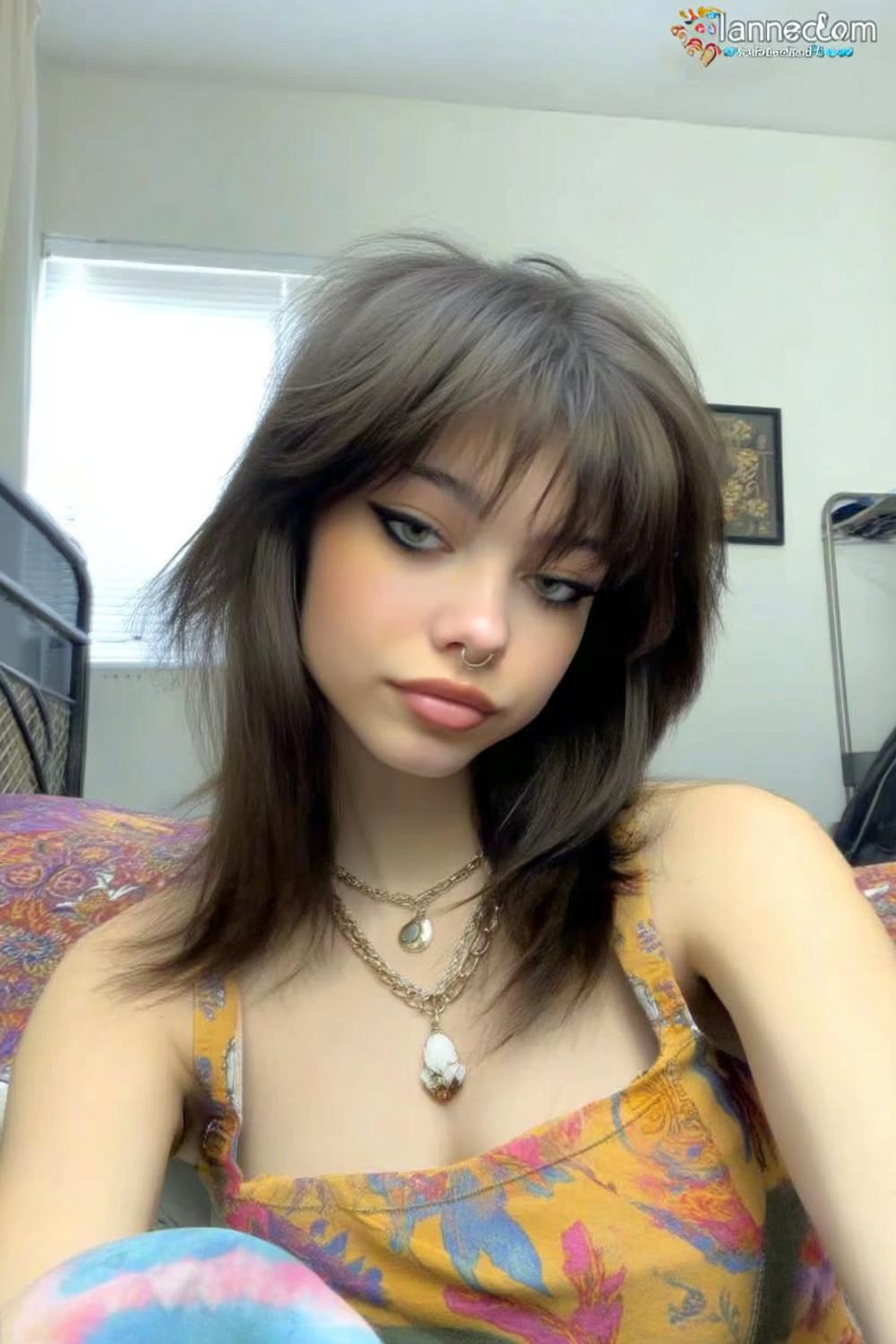 Bruine laagjes met natuurlijke flow