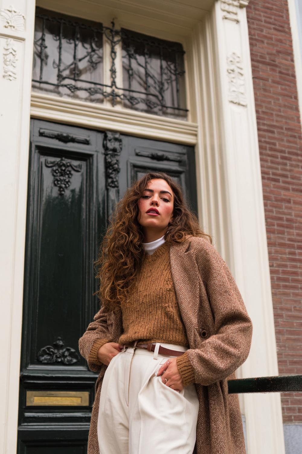 12. Haartrends Voor Herfst 2026: Karamel Money Piece rond het Gezicht