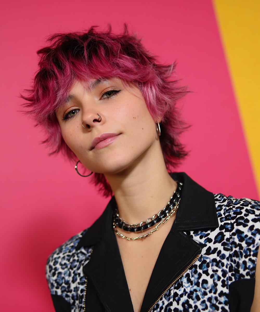 Roze Korte Mullet Met Lagen