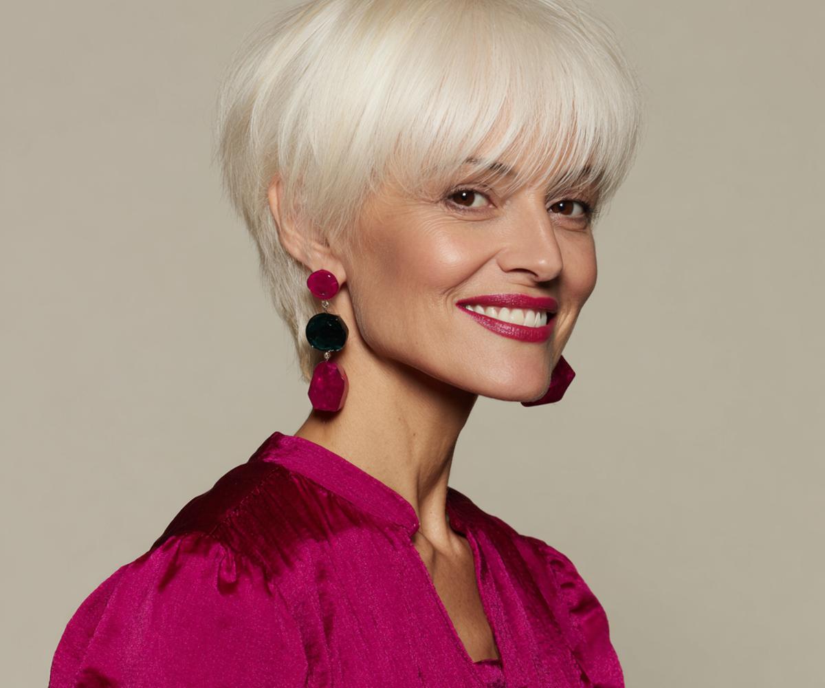 Witblonde Bowl Bob Met Pony