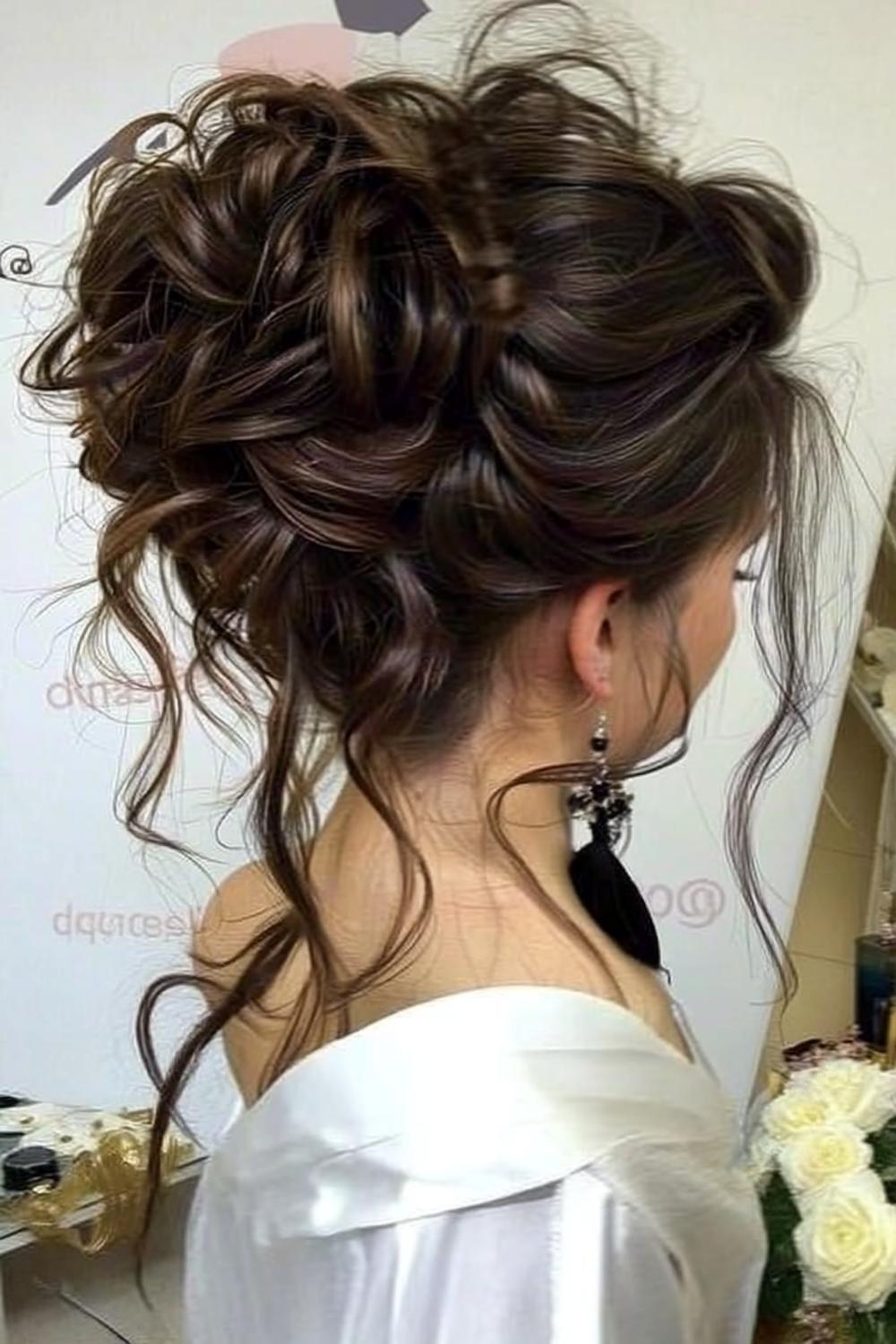 Volumineuze Losse Updo
