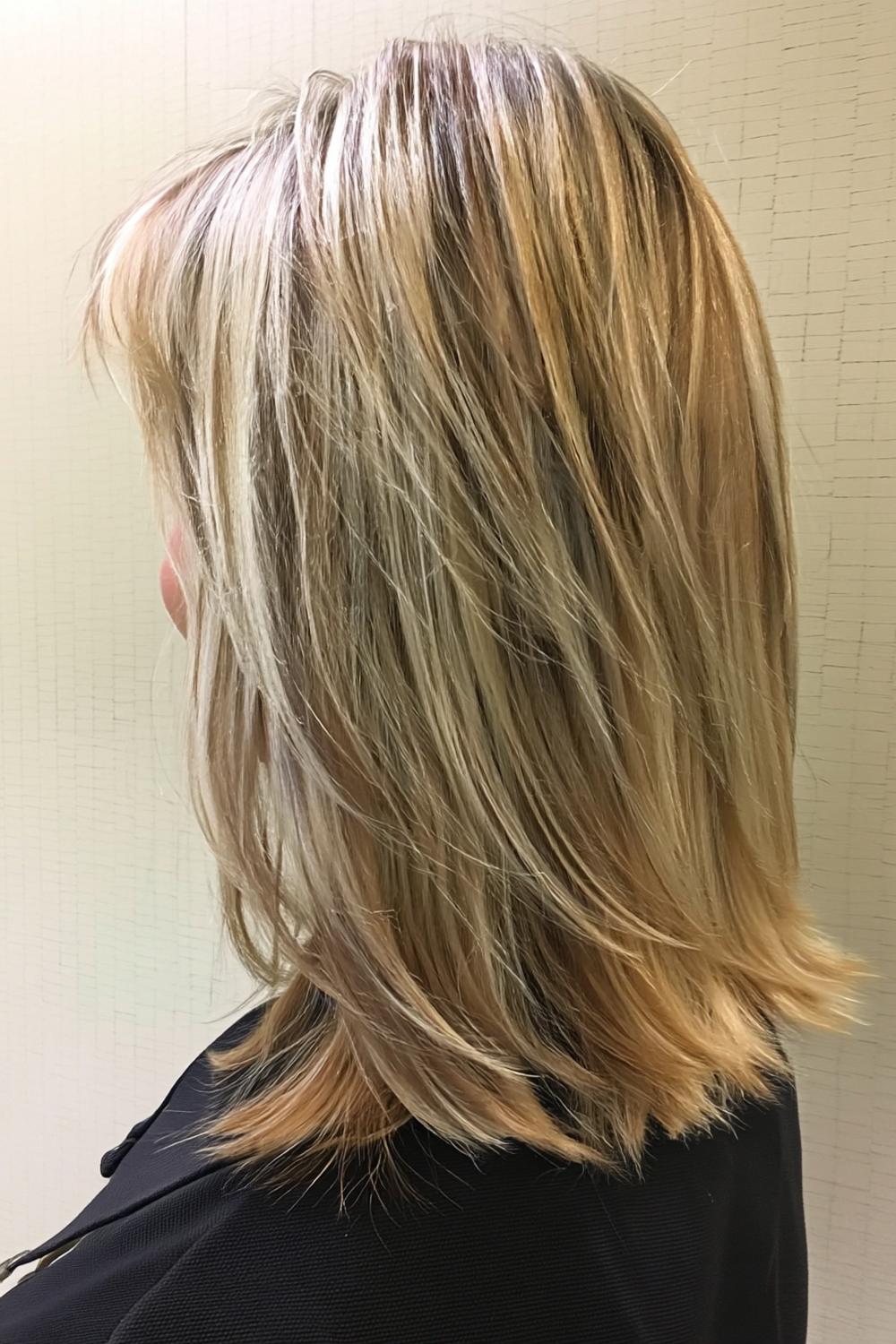 Blonde Lagen met Volume
