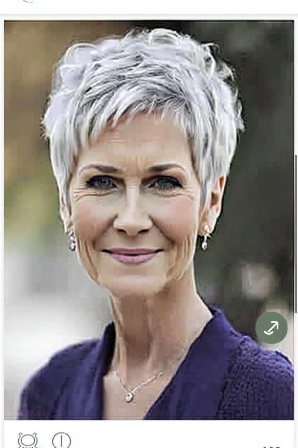 Gestructureerde blonde pixie