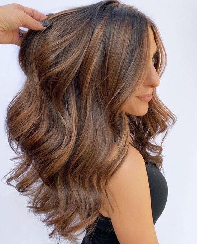 Karamel highlights bruin haar
