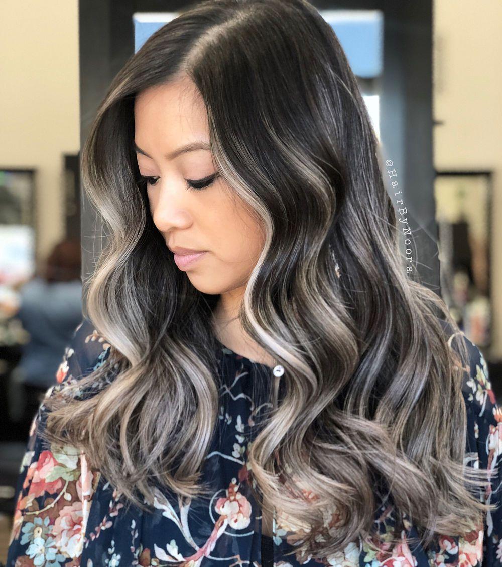 Frisuren mit silbernen Strähnen für einen modernen, eleganten Look