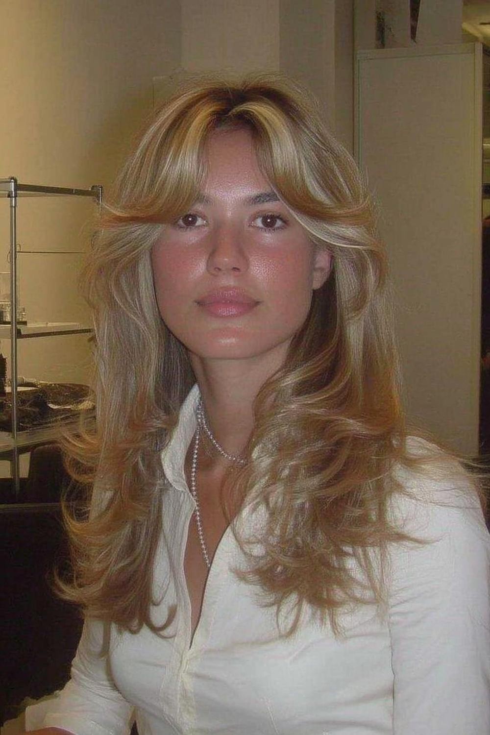 Gelaagde blonde elegantie