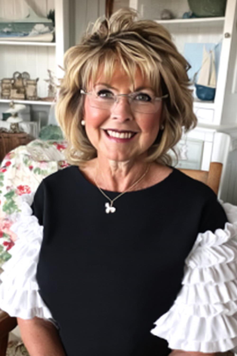 Krullende Blonde Bob