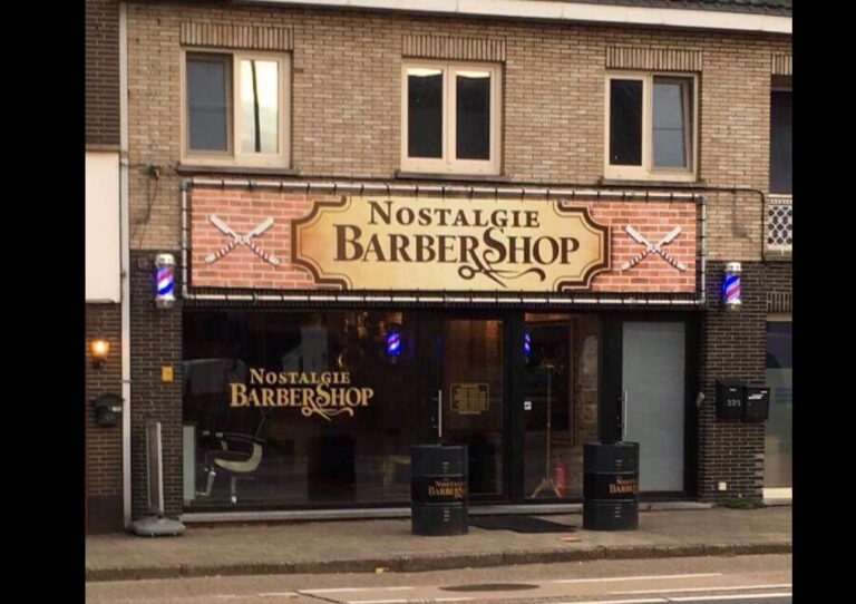 Nostalgie Barbershop ChIJLSOlPVIlwUcR8sgrjuGf5 o 1 768x542